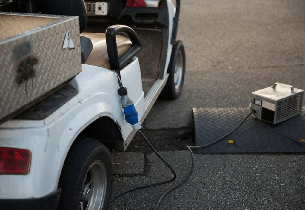 How long should golf cart batteries last