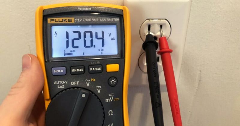 How to measure AC Voltage