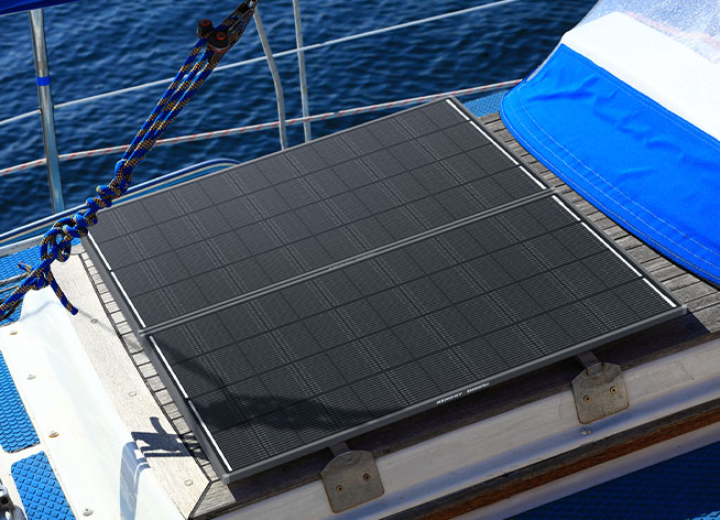 ShwdowFux Anti-shading N-Type solar panel installing on the boat